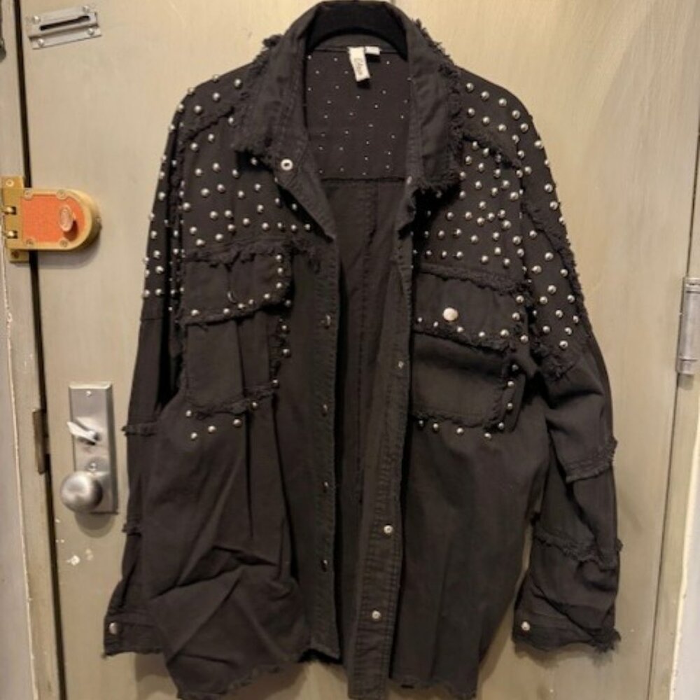 Elan Studded Distressed Black Chambray Denim Shacket - NWOT - Picture 4 of 16